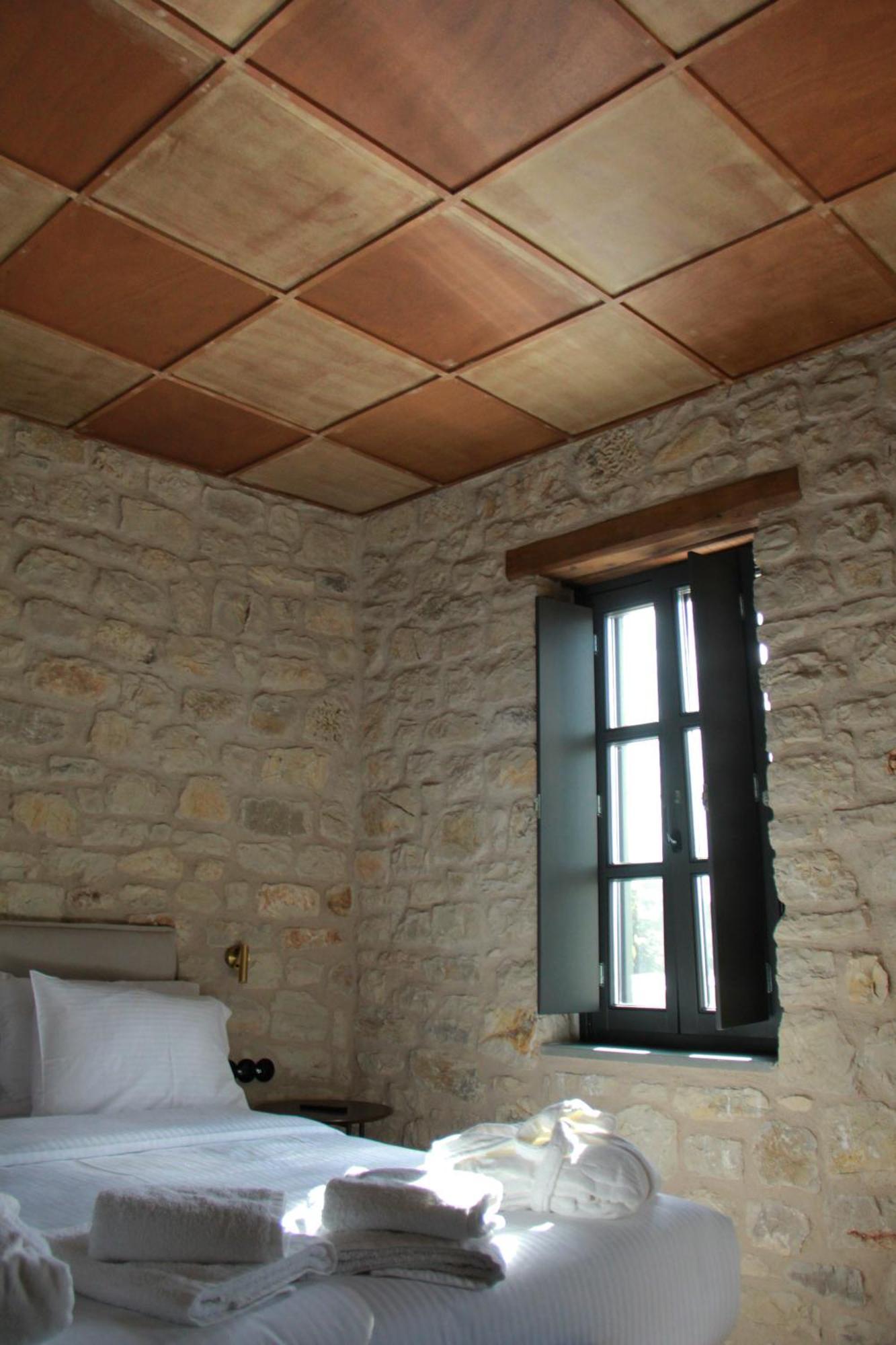 Lithero Suites Stemnitsa Ngoại thất bức ảnh