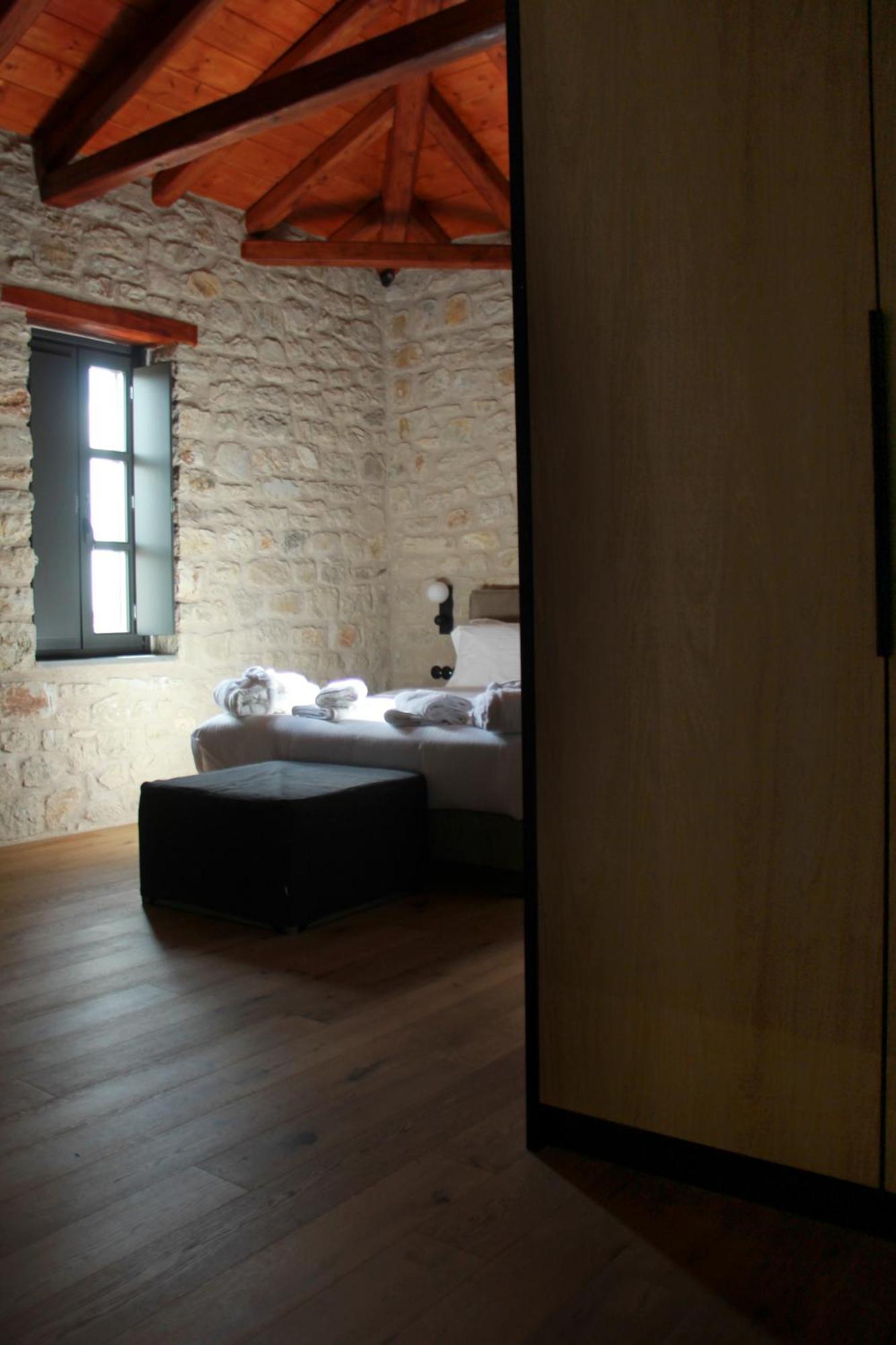 Lithero Suites Stemnitsa Ngoại thất bức ảnh