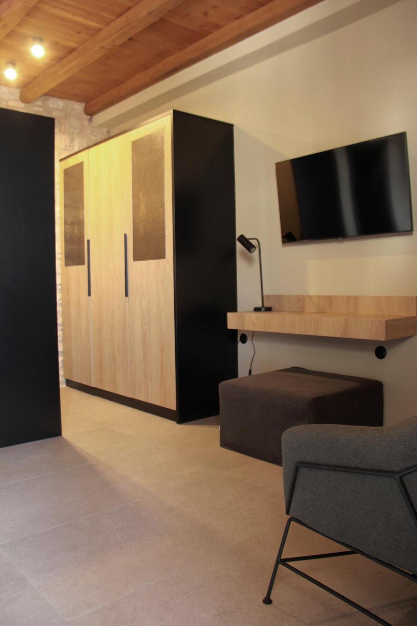 Lithero Suites Stemnitsa Ngoại thất bức ảnh