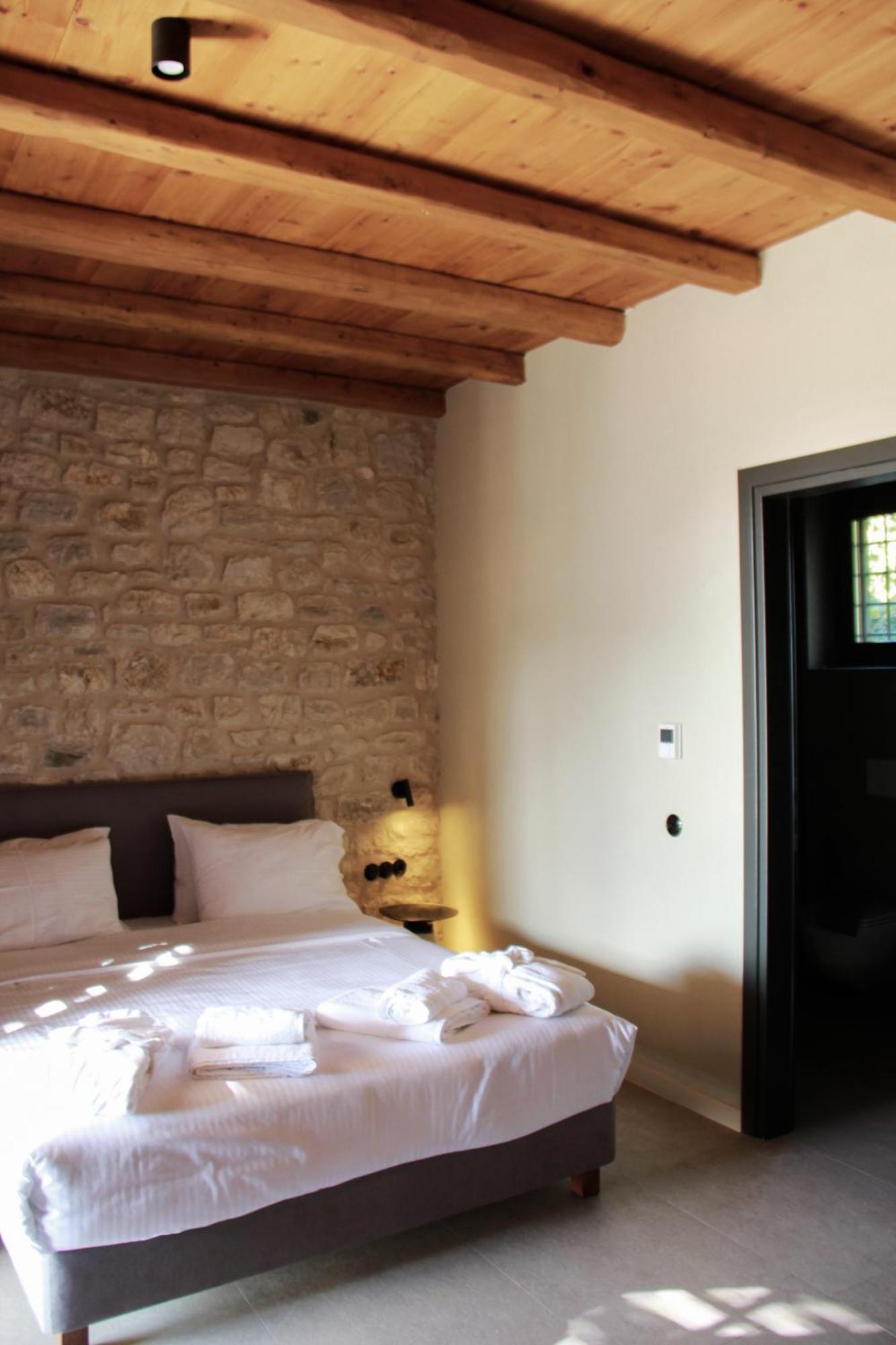 Lithero Suites Stemnitsa Ngoại thất bức ảnh